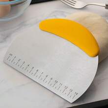 1 Pieza Cortador De Masa De Acero Inoxidable, Práctico Cortador De Masa De Pan Y Fondant Con Escala De Color Amarillo/rojo/verde Al Azar, Raspador De Horneado Anti-bacterial, Adecuado Para Hornear - Color al azar - Ver 6