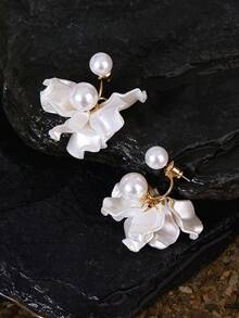 Opalesca 1 Cặp hoa tai thiết kế cánh hoa thanh lịch, hoa tai thời trang sang trọng đeo hàng ngày cho phụ nữ - Cánh hoa ngọc trai - Xem 3