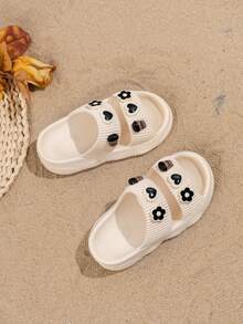 1 Pair Kids/Toddlers Cute Heart Fashionable Lightweight Casual Outdoor Slip-On EVA Sandals, Open Toe & Heel, Summer Beach Shoes - Beige - View 7