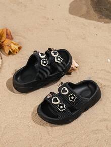 1 Pair Kids/Toddlers Cute Heart Fashionable Casual Lightweight EVA Outdoor Slip-On Sandals, Open Toe & Heel, Beach Shoes - Black - View 2