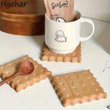 1 buah Tatakan Gelas Kayu Berbentuk Kue Kering - Alas Isolasi Panas Kayu Solid, Cocok untuk Cangkir Kopi, Teh, dan Mug - Tatakan Minuman Warna Kayu Alami - Dekorasi Meja Dapur dan Tempat Gelas yang Penting - Coklat - View 7