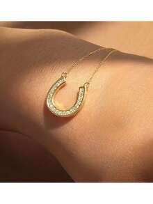 1pc Minimalist Circular Zirconia Pendant Necklace - Fashionable & Versatile, Suitable For Vacation And Daily Wear, Unisex