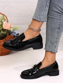 Women's Lace-Up Bow Round Toe Casual Fashion Loafers, Low Heel Comfortable Office Preppy School Slip-On Fringe Retro Shoes - Black - View 5