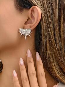 Luxurious Studded Rhinestone Earrings, Exquisite Personalized Earrings, Fashionable And Versatile Temperament Earrings For Women - Silver - View 9
