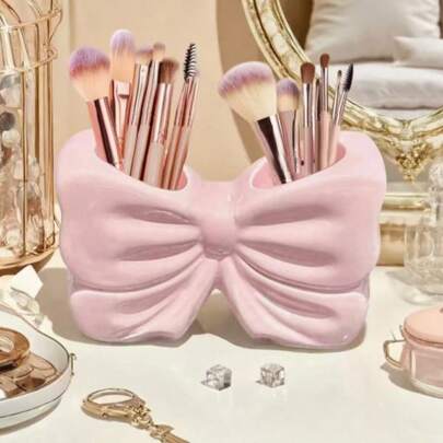 1个/2个可爱蝴蝶结造型笔筒 - 桌面化妆刷和办公用品收纳架，优雅的化妆刷收纳，适合女孩、学生和女性用于创意装饰、人体彩绘装饰、办公用品，多功能桌面笔筒，化妆刷收纳架；生日礼物、派对礼物、情人节礼物、化妆间装饰、化妆包、旅行必备