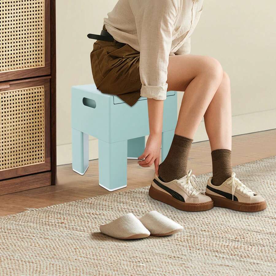 Ce banc à chaussures d'entrée offre un grand espace de rangement, des étagères amovibles et se décline en trois coloris : corail, vert menthe et blé. Il comprend également des aides à l'habillage pour les personnes âgées et les enfants. - Vert menthe - Voir 1
