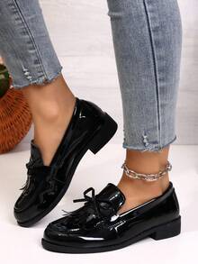 Women's Lace-Up Bow Round Toe Casual Fashion Loafers, Low Heel Comfortable Office Preppy School Slip-On Fringe Retro Shoes - Black - View 2