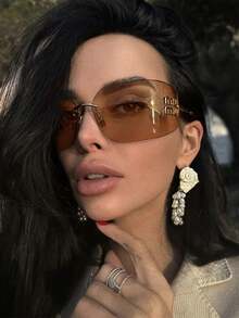 一副复古超大无框女士眼镜，时尚百搭，休闲百搭，适合女性佩戴，是街头风、度假、旅行、海滩、驾驶等场合的理想之选。 - 棕色 - 查看 1