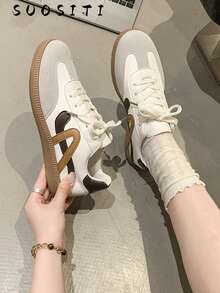 2026新款女士平底休闲轻便舒适运动鞋