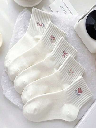 1/3 أزواج جوارب كاحل للنساء بتصميم فراشة وزهرة جميلة، بطراز كلية عصري، ناعمة ومنفذة للهواء، مناسبة للاستخدام اليومي والرياضة والملابس الكاجوال في الربيع والصيف والخريف، هدية عيد الحب، جوارب للنساء (طراز عشوائي)