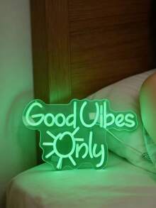 1 pieza Letrero de neón LED "Solo buenas vibras" con gráfico de sol, panel trasero de acrílico, alimentado por USB, luz decorativa de ambiente para colgar en la pared - luz verde - Ver 8