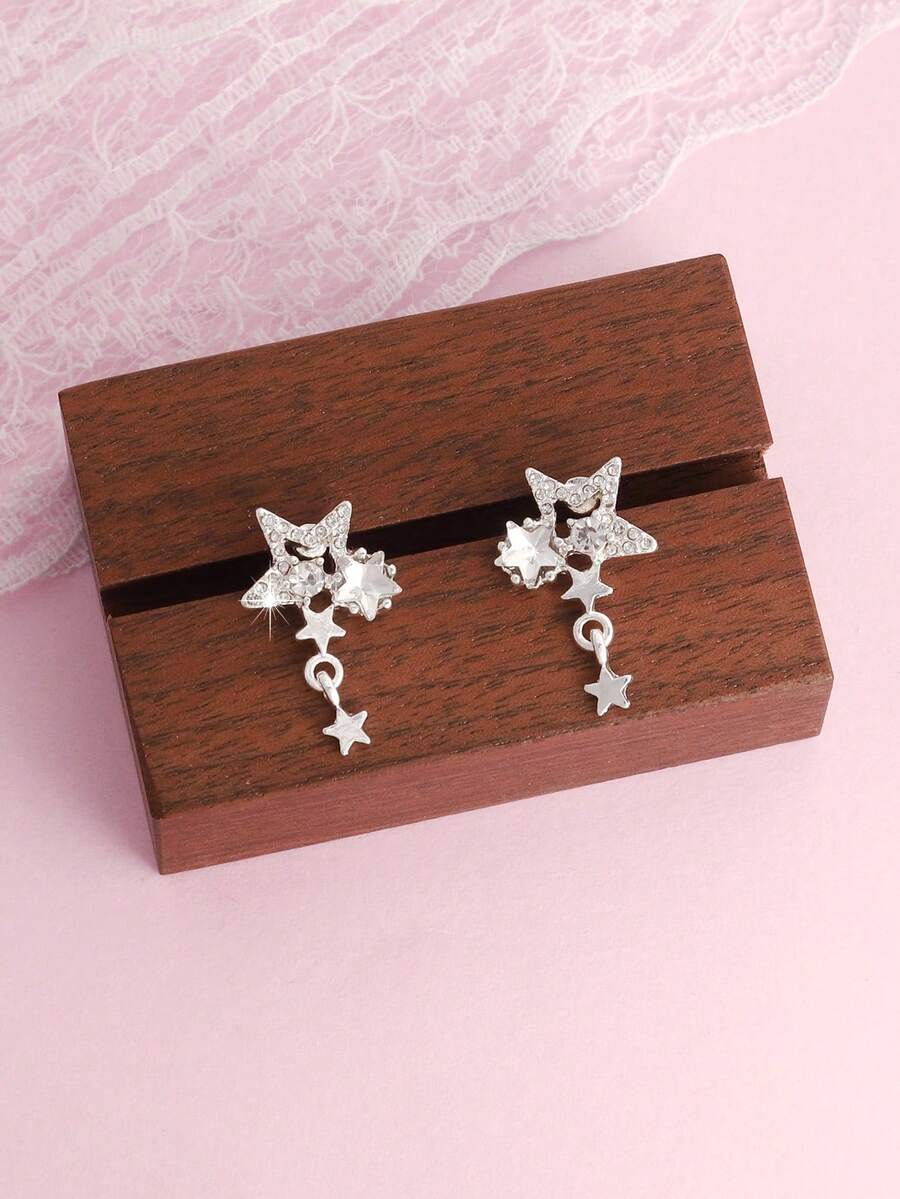 1 Pair Fashionable Petite Sparkling Star Stud Earrings For Women, Suitable For Daily Wear - Silver - View 1