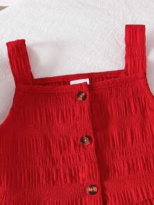 2 Stücke /Set Europäischer und Amerikanischer Stil Mädchen Mode Knopf Dekor Trägerhemd und Shorts Set, Sommer leichter Plissee Stoff, lebendiges Rot, verspielter gerüschter Saum ärmelloses Top kombiniert mit lässiger Shorts, geeignet für Outdoor, Lässig, Party, Urlaub - Rot - Übersicht 3