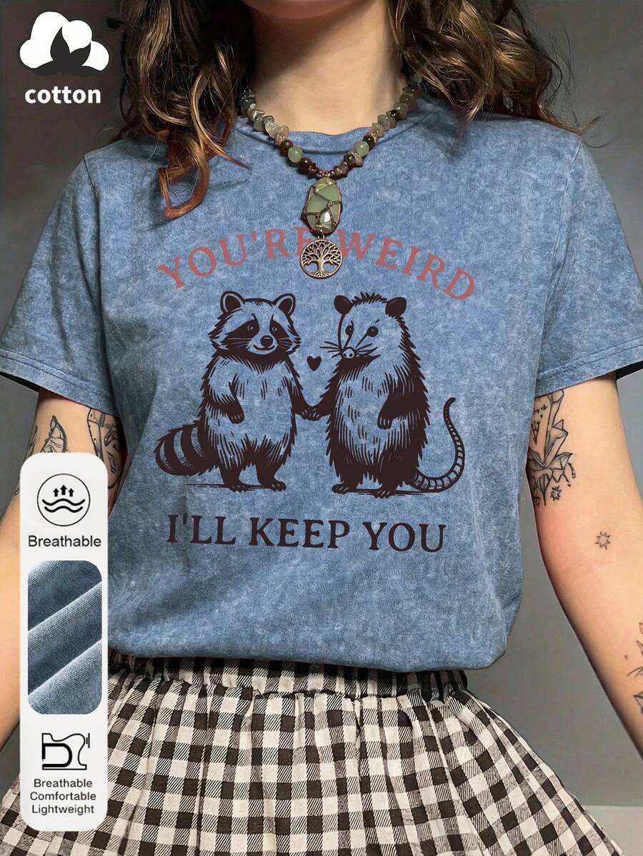 这款大码女式夏季“你很怪，但我依然喜欢你”印花圆领短袖T恤，采用水洗工艺，图案可爱，两只小动物手牵着手，心形相连。柔软舒适的短袖设计，是送给她的情人节礼物，或是夏季家庭聚会的理想之选。 - 藍色 - 查看 1