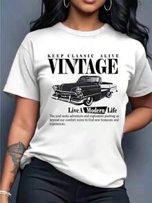Esta camiseta blanca para mujer presenta un elegante estampado de letras de automóvil y un estilo informal y cómodo, perfecto para una cita romántica, una salida con tu ser querido o una tarde tranquila en la plaza. - Blanco - Ver 1