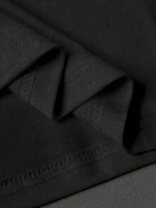 Camiseta de manga corta con cuello redondo de estilo casual y vacacional en talla grande, con estampado de chica 2026 - Suave y transpirable, adecuada para camisetas casuales de verano y primavera - Ropa regular de mujer de talla grande, camiseta estampada para mujer - Negro - Ver 8