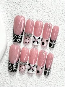 10片创意法式料理主题美甲贴纸，手工制作，黑白配色，Y2K风格，波点美甲，手绘骨头美甲，水钻美甲，蝴蝶结美甲配件，裸色美甲凝胶，三种尺寸可选：杏仁形、鸭嘴形、棺材形，附赠美甲工具（1张果冻贴纸+1个指甲锉），适合作为送给女孩/女士的礼物，也是创意聚会和独特美甲摄影的理想用品。手工制作的按压式美甲贴片。 - 彩色 - 查看 4
