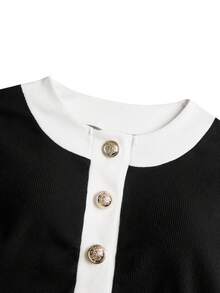 abyoxi Bộ 2 món dành cho nữ: áo khoác cardigan ngắn màu đen trắng phối vàng cài cúc phía trước và váy mini cúp ngực ôm sát, chất liệu vải dệt kim co giãn, kiểu dáng cổ điển thanh lịch, thời trang sành điệu, phù hợp cho công sở, đi làm, dạo phố, hẹn hò, mùa thu/đông. - màu đen - Xem 9