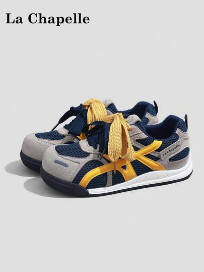 1 Pair La Chapelle Women's Thick Sole Lace-Up Soft Bottom Casual Shoes, Low-Top Outdoor Flat Shoes, Round Toe Low Heel Solid Color Elegant Soft Bottom Hiking Shoes Suitable For Students Graduation Photos, Women Low-Top Leather Sneakers