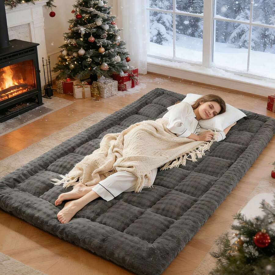 Japanese Velvet Mattress Topper Queen - Winter Warm Floor Mattress Pad, Super Soft Thickened Bed Pad, 150x200cm Plush Roll-Up Sleeping Mat For Dorm & Home (White/Grey) - 深灰色 - 查看 1