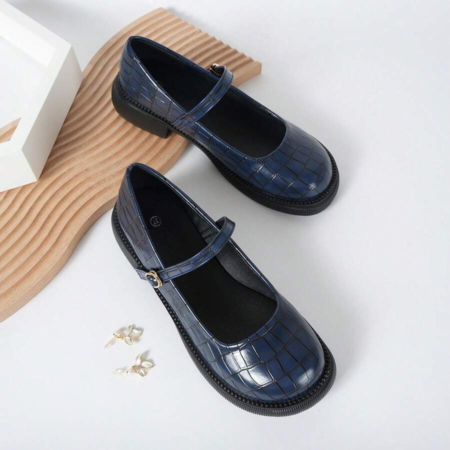 Fashionable Versatile Commuter Buckle Low Heel Shoes - Navy Blue - View 1