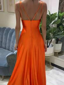 女士优雅纯色缎面深V吊带褶皱装饰开衩腰连衣裙，适合宴会、派对、婚礼伴娘等场合，春季款。 - 橘色 - 查看 2