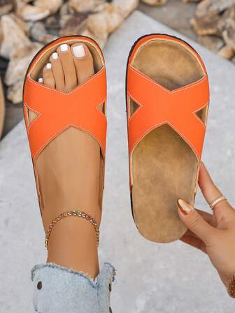 大码（36-43码）夏季时尚休闲拖鞋，轻便舒适的罗马凉鞋，适合日常和户外穿着，有蓝色、灰色和棕色可选，女士款。