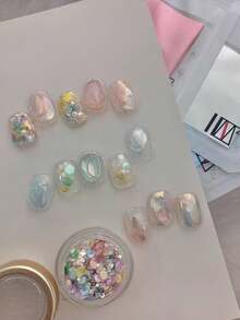 1盒2026全新原创水彩美人鱼彩色圆形亮片，神秘闪光质感美甲装饰，美甲配件，美甲用品，Y2K美甲组件 - 彩色 - 查看 1