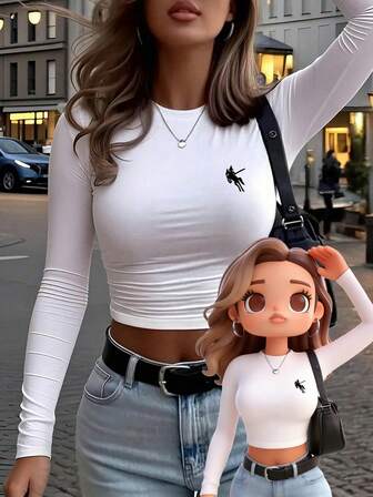 女士Y2K优雅百搭正面骑士骑马剑印花圆领长袖褶皱修身T恤，适合夏季和秋冬季节 | Baddie | Y2K可爱女孩修身白色上衣 | 春季时尚，简约风格，顺滑面料，时尚女式衬衫