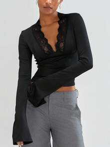 Women Y2K Lace Trim Shirt Top Bell Long Sleeve Deep V Neck Slim Fit T-Shirt  Sexy Low Cut Tees Tops Vintage Going Out Tops Blouse Aesthetic Clothes Streetwear - 黑色 - 查看 6