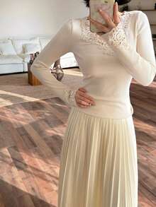 Elegant V-Neck Lace Long Sleeve Knit Undershirt, Fashion Women's V-Neck Long Sleeve Knit T-Shirt, Featuring Delicate Lace Trim At Neckline And Cuffs, Can Be Worn Alone Or As A Base Layer - Apricot - View 6