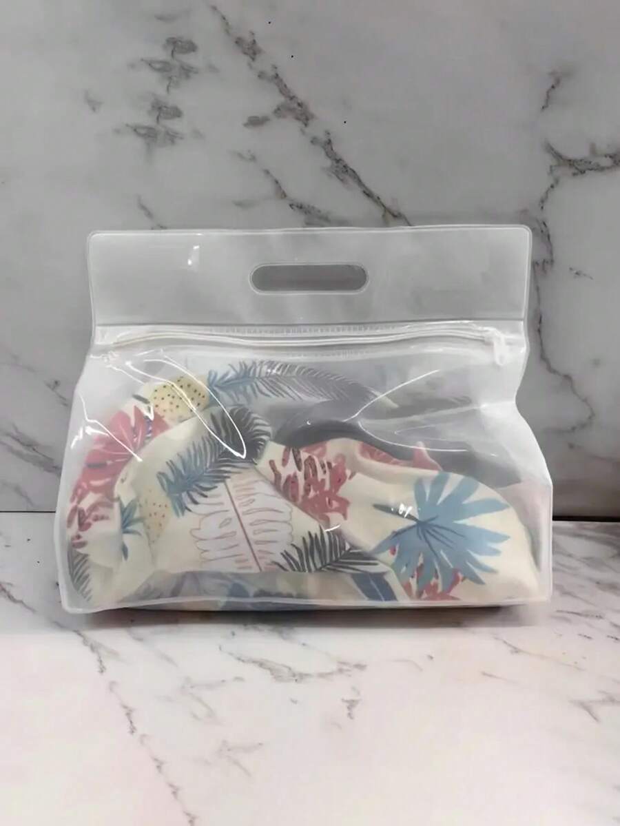 透明防水洗漱包，适合收纳洗发水、乳液、化妆品及其他浴室用品，时尚实用，适合旅行和日常使用，适合旅行者、上班族、学生、美妆爱好者，可用于旅行、健身、酒店住宿、日常浴室收纳，多功能用途，可用作洗漱包、旅行包、收纳包、沙滩包、化妆包。