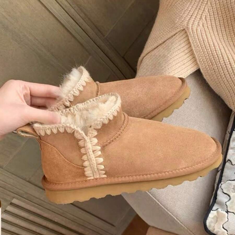 Women Snow Boots - Chestnut Brown (flat Bottom) - View 1