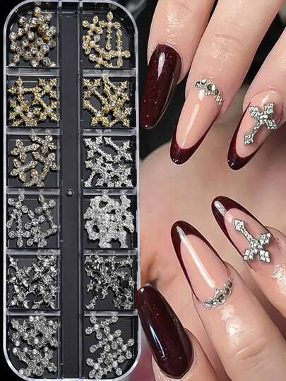 12 ô/hộp phụ kiện trang trí móng tay, hình thánh giá cổ điển đính ngọc trai giả và đá quý màu vàng bạc, phụ kiện móng tay phong cách Punk Gothic bằng kim loại, đá quý trắng sáng bóng, thích hợp cho nhiều mục đích trang trí móng tay DIY.