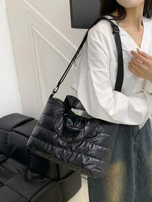 Túi xách nữ màu đen chần bông, dung tích lớn, khóa kéo, túi mùa đông dáng rộng, dây đeo vai điều chỉnh được, phù hợp cho phụ nữ/bé gái/sinh viên, dùng hàng ngày/đi chơi/mua sắm. - màu đen - Xem 8