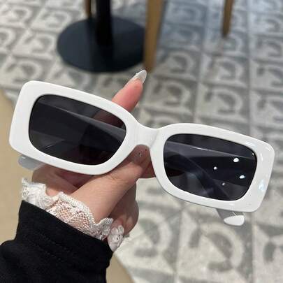 1/2Pcs Retro Square Glasses ,Classic Black Square Frame Glasses For Men And Women With A Sense Of Luxury, Fashion Big Face Slimming Glasses, Narrow Frame With Polarized Lenses Gift,Bachelorette Party,Rock Theme Party Favors Unisex,Valentines Day Decor,Wedding Favors For Guests,Bridesmaid Gifts,Graduation Decorations For Outdoor Activities, Vacation, Travel, Outfit Accessories, And Gifting