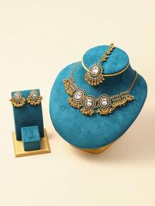 热销 2024 - 4 件/套锌合金古铜色女士首饰套装，1 件黑/白椭圆形水晶玻璃和人造珍珠金色项链，1 对优雅耳环，1 件宝莱坞风格额链，休闲装和节日的完美礼物