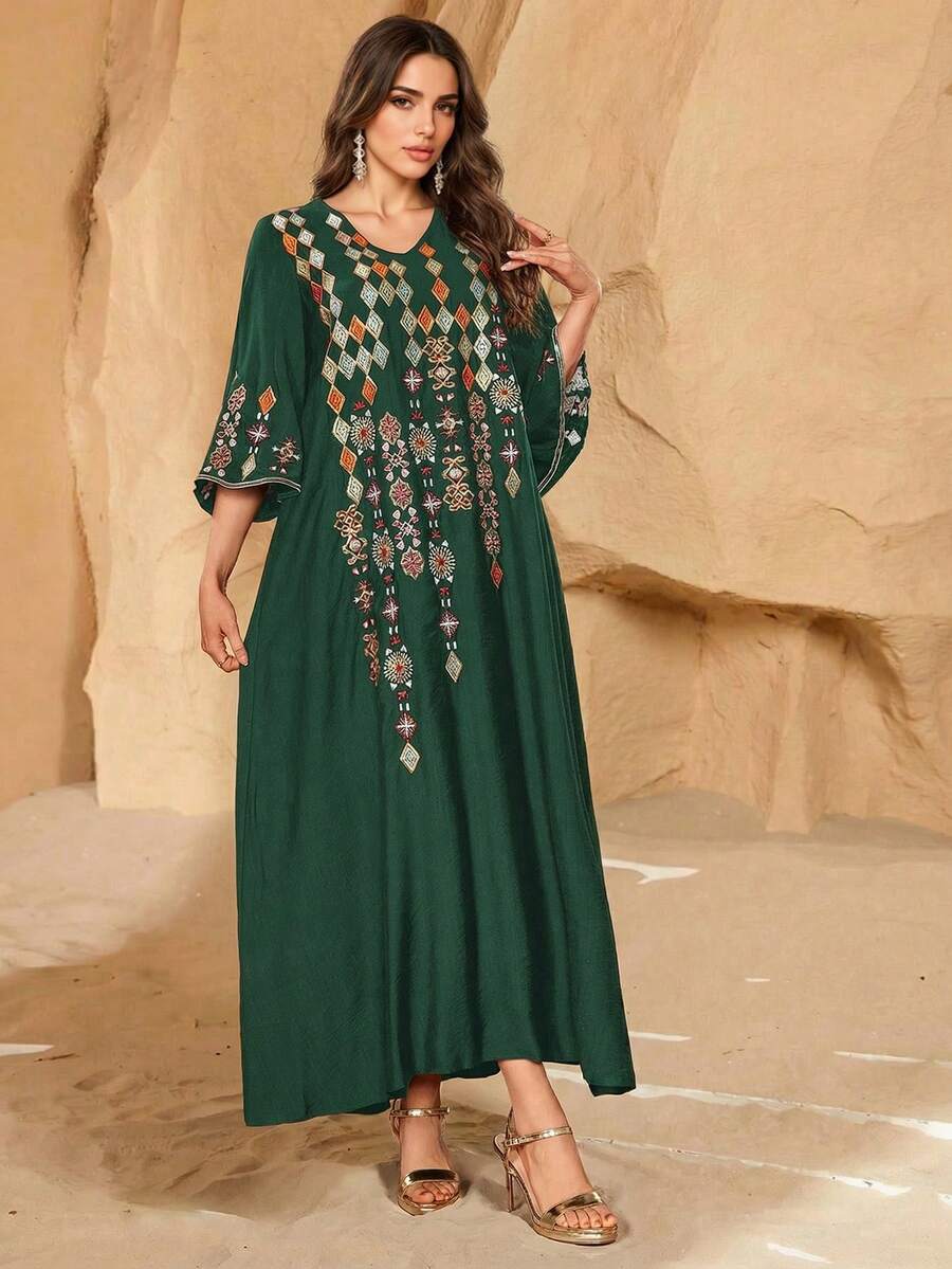 Women's V-Neck Embroidered Elegant Everyday Arabic Dress Eid
