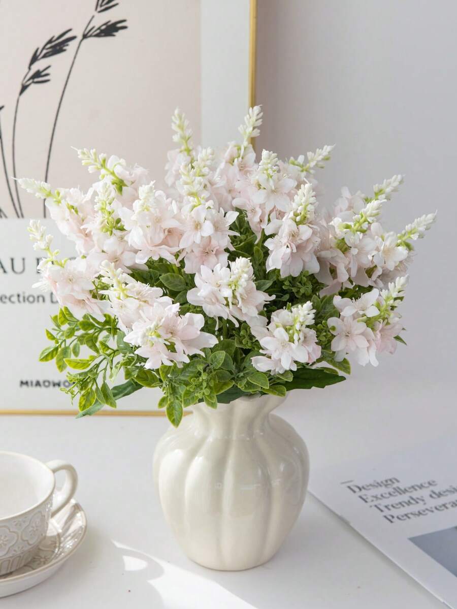 1 Bunch Artificial Lavender Flower Bouquet, New Year Bouquet, Faux Hydrangea, Suitable For Room Decor, Autumn Decor, Garden Center Decor, Party, Gift, Bride Wrist Corsage, Harvest Festival, Decor, Wedding Decor, DIY Flower Wall Backdrop, Valentine's Day Gift, Decorative Accessory, Front Yard Decor - Baby Pink - View 1
