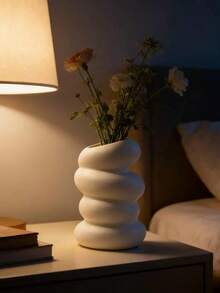 1-Piece Modern Geometric Diamond Cut White Vase For Floral Arrangement, Home Decor Table Centerpiece, Nordic Ins Style Aesthetic, Decorative Vase For Living Room, Flower Display Gift Idea, Minimalist Interior Design, Scandinavian Decor, Ins Fashion Vase, Wedding Housewarming Present - Multicolor - View 2