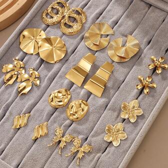 5 คู่ ต่างหูแบบเมทัลทรงกลมแฟชั่นสไตล์ยุโรปและอเมริกันคละแบบ 3 มิติ จีบ 3 มิติ รูปผีเสื้อและดอกไม้ สำหรับผู้หญิง, ต่างหูดีไซน์หรูหราสไตล์มินิมอลส่วนบุคคลระดับไฮเอนด์, ฤดูหนาว 2025