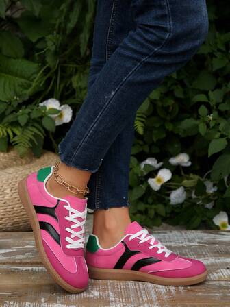 Women's Casual Walking Sneakers, Thick Sole, Lightweight & Comfortable Retro Style Fitness Shoes