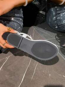 女童波西米亚风木珠编织平底凉鞋，适合夏季穿着 - 白色 - 查看 3