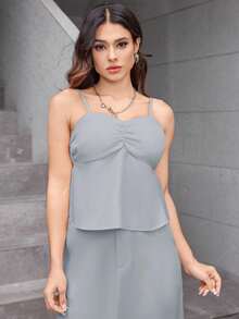 REF: AS1448 Terno Feminino de Duas Peças, Saia de Cintura Alta e Top Suspensório com Alças Ajustáveis, Estilo Chique, Elegante e Moderno, Look Casual e Sofisticado para a Primavera e Verão, Cores Vibrantes, Terno Feminino Elegante para Mulheres Modernas - Azul - Visão 3