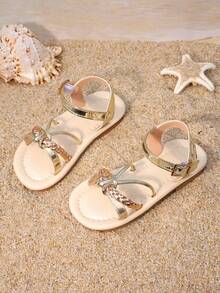 1 Pair Girls Shiny Metallic Bow Sandals | Non-Slip Flat Open-Toe Ankle Strap Shoes | Elegant Summer Footwear For Casual Wear/Beach Trips - Gold - View 4