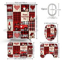 Conjunto multifuncional para banheiro com cortina de chuveiro, estampa xadrez e corações com a palavra "LOVE" (1 peça, 3 peças ou 4 peças), 12 ganchos inclusos, tapete de banheiro, tapete em formato de U e tapete redondo para vaso sanitário, perfeito para qualquer ocasião. Ideal para o Dia dos Namorados.