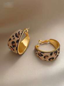 1 par de pendientes redondos de diseño único con estampado de leopardo de terciopelo elegante y retro para mujeres, adecuados para usar, pendientes de moda para fiestas y reuniones