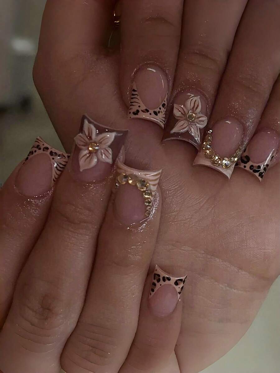 24片/套 法式短方形压纹独特豹纹花卉水钻装饰可重复使用人造指甲贴片，包含1片果冻胶和1个指甲锉，适合女士和女孩参加派对、约会和日常佩戴。美甲用品 - 彩色 - 查看 1