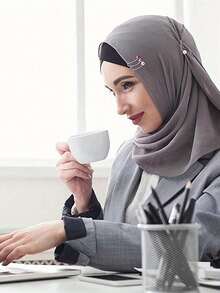 12 Pieces Of Ladies' Pins, Scarf Clips, Pearl Brooches, Headscarf Pin Clips, Headscarf Shawl Scarves, Headscarf Scarf Clips, Safety Pins, Pearl Pins, And Brooch Clips For Sweaters