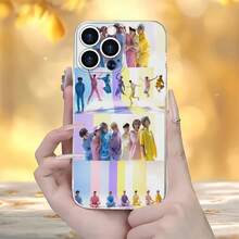 con atuendos coloridos posando y saltando. Esta elegante funda es compatible con los modelos  16, 15, 14 Pro Max, 13, 12, 11, XR y XS Plus. Fabricada en silicona TPU, ofrece protección contra golpes y caídas, además de una sensación superior. Es un regalo ideal para familiares, amigos y seres queridos, y una opción perfecta para Navidad. - transparente - Ver 1
